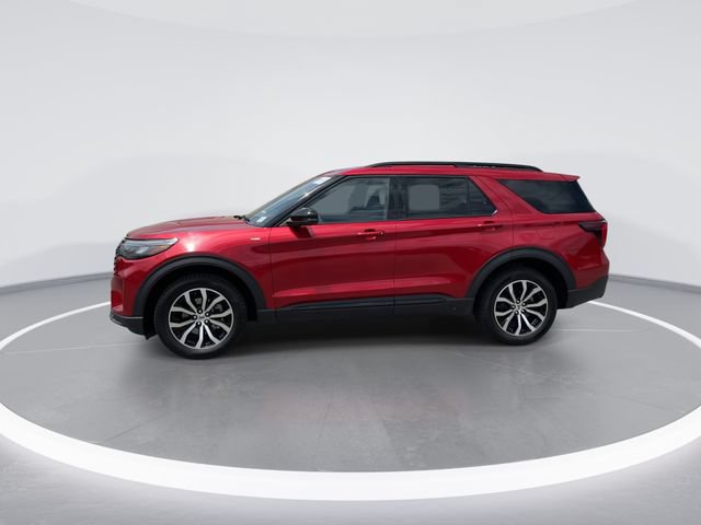 Certified 2025 Ford Explorer ST-Line AWD/4WD image 4