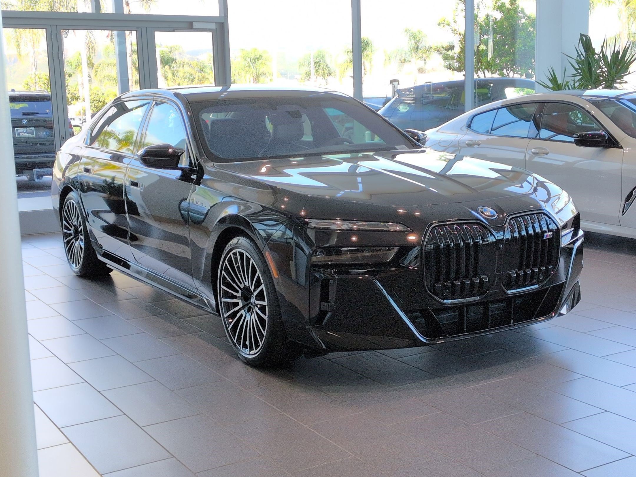 New 2026 BMW i7 M70 image 2
