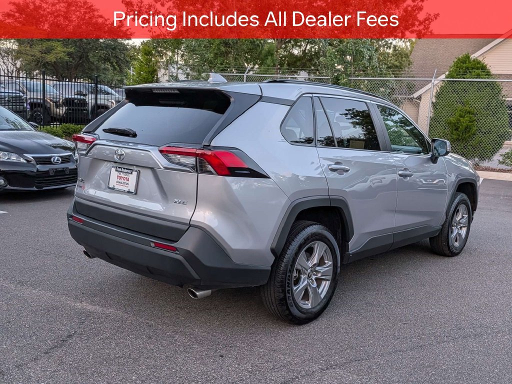 Certified 2025 Toyota RAV4 XLE FWD image 5