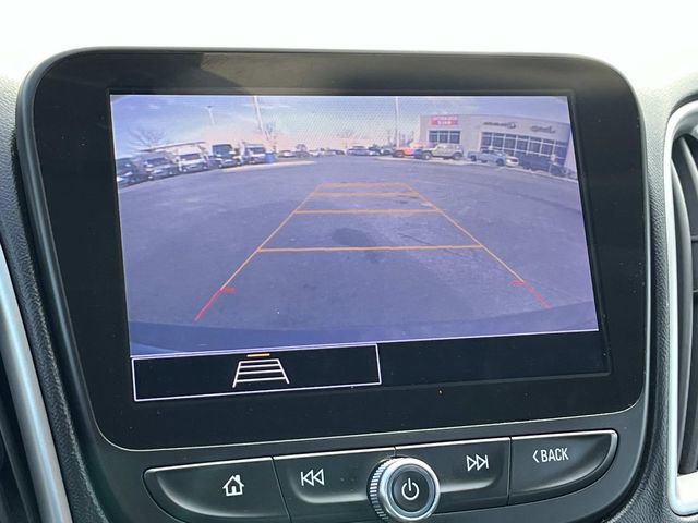 Used 2022 Chevrolet Malibu LT image 32