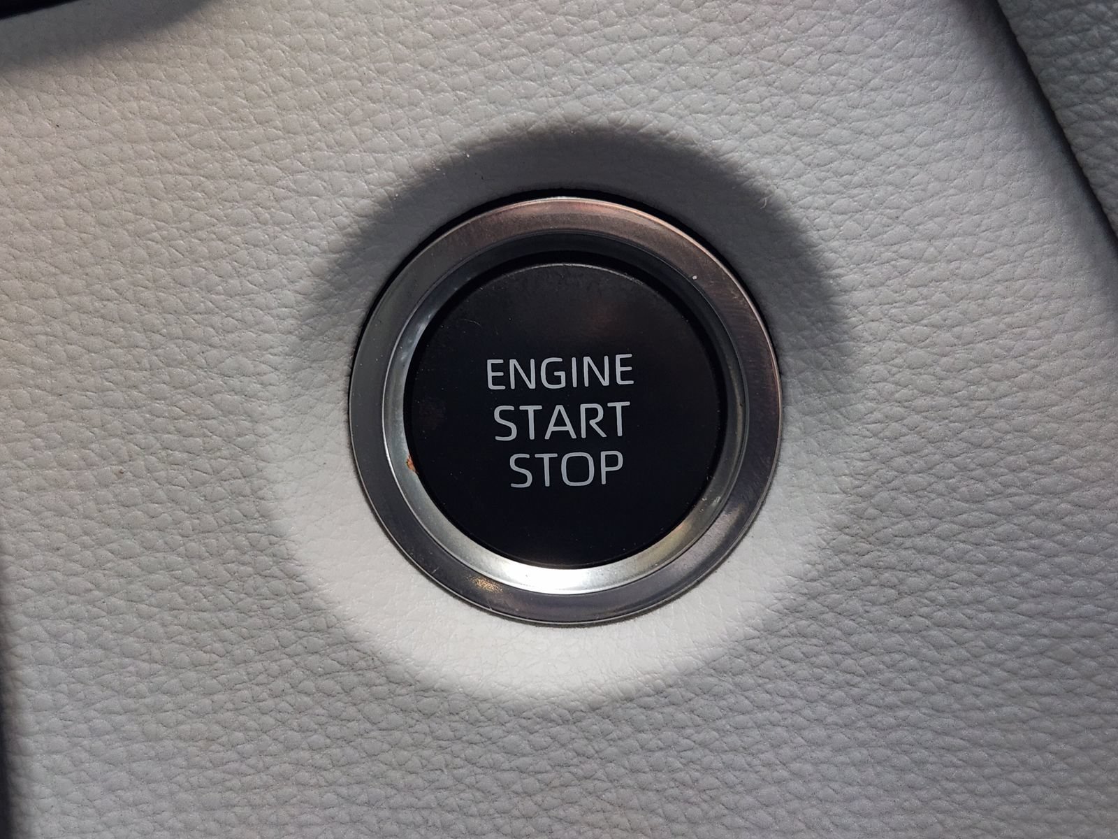 Used 2025 Toyota Corolla SE FWD image 25