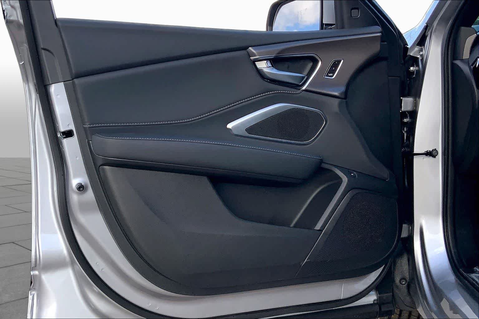 New 2026 Acura RDX SH-AWD image 10