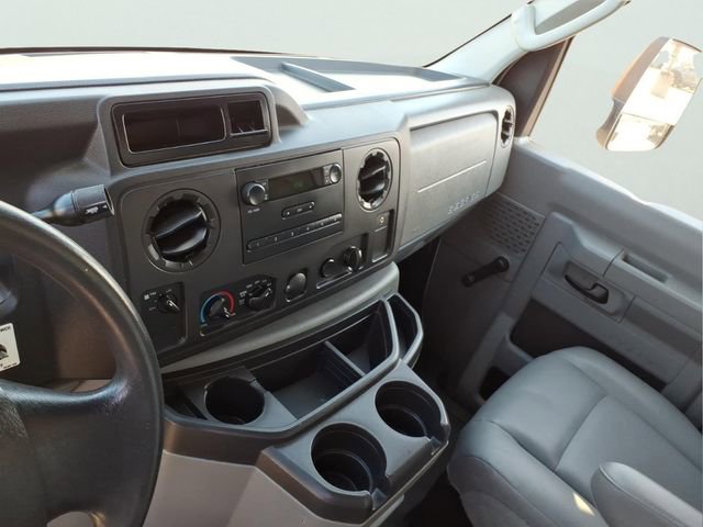 Used 2012 Ford E-450 and Econoline 450 Super Duty image 15