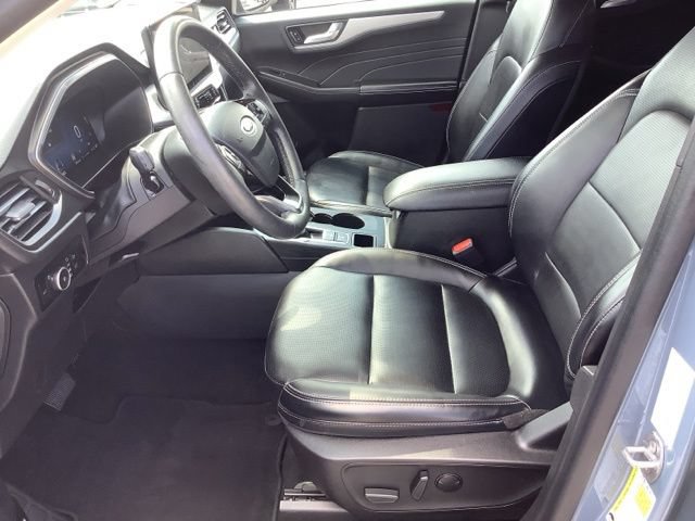 Used 2023 Ford Escape Platinum AWD/4WD image 9