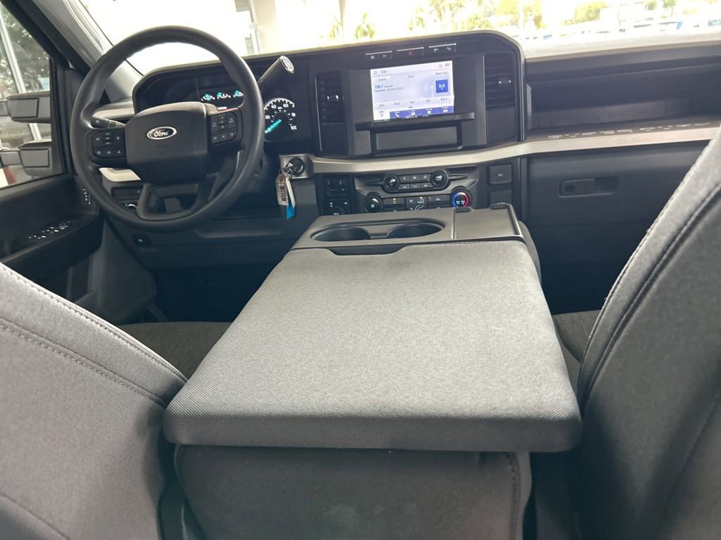 Used 2024 Ford F350 XL w/ 360-Degree Camera Package image 29