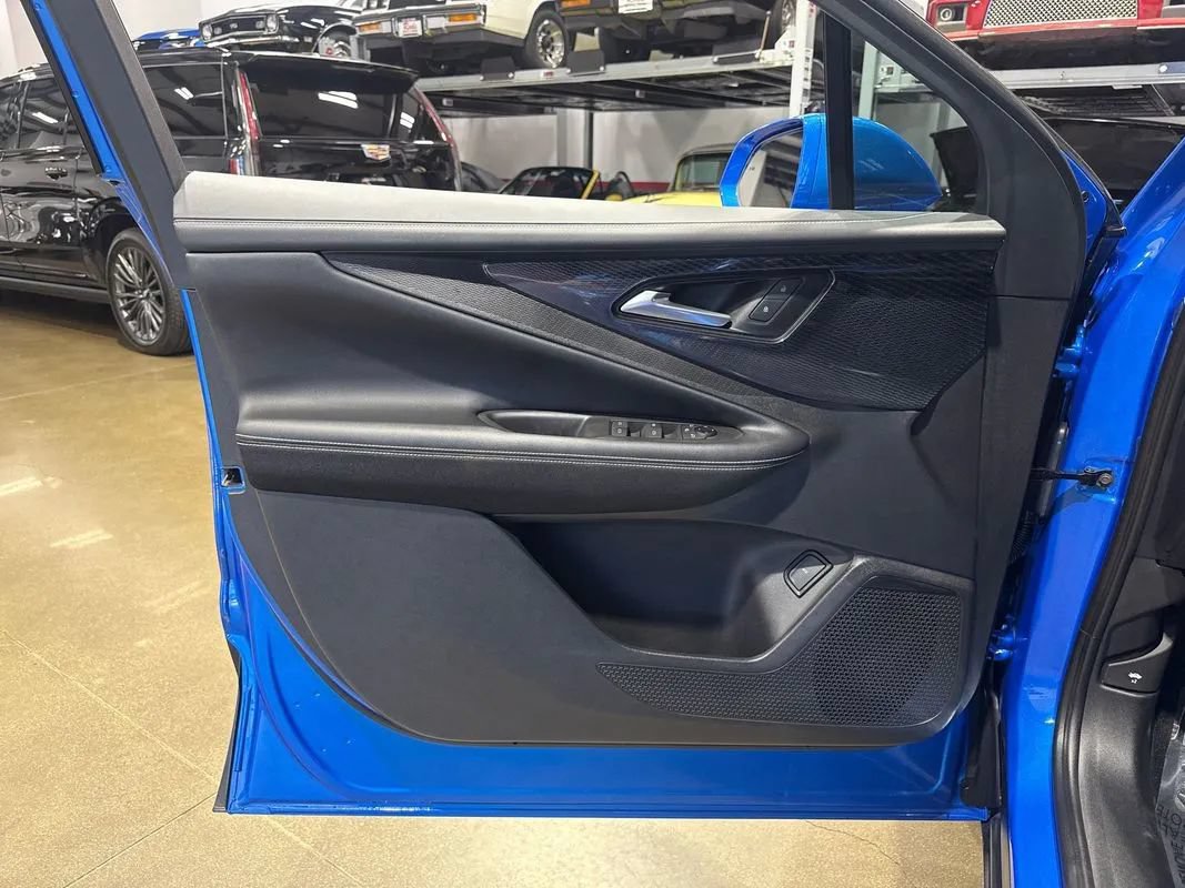 Used 2024 Chevrolet Blazer EV LT AWD/4WD image 80