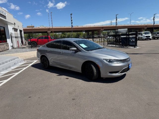 Used 2016 Chrysler 200 Limited FWD image 14