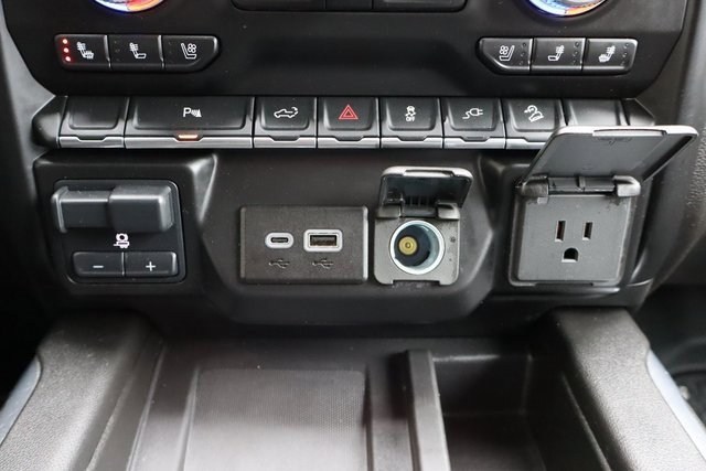 Used 2023 GMC Sierra 3500 AT4 w/ AT4 Preferred Package image 11