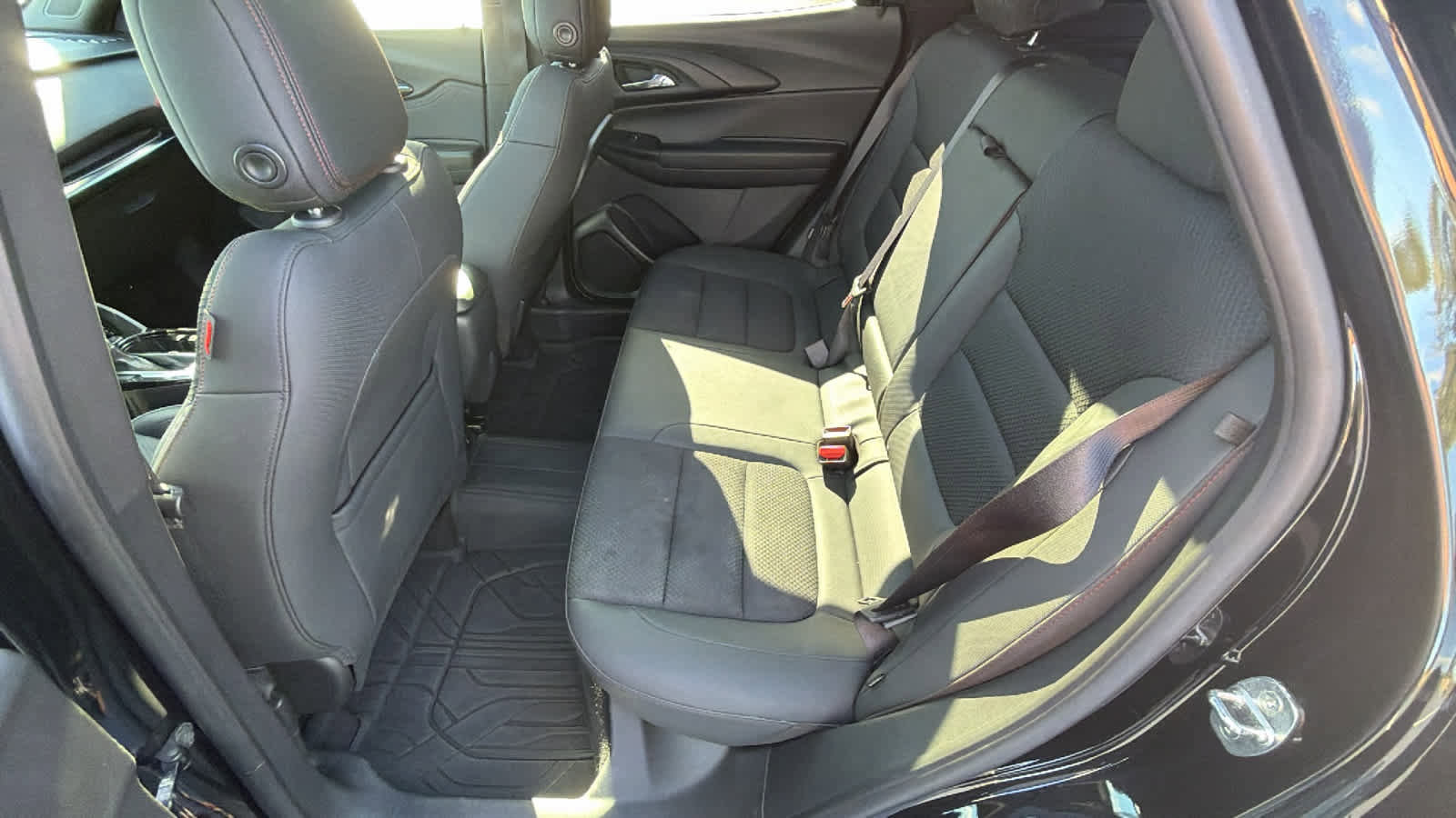 Certified 2023 Chevrolet TrailBlazer RS w/ Sun and Liftgate Package image 22