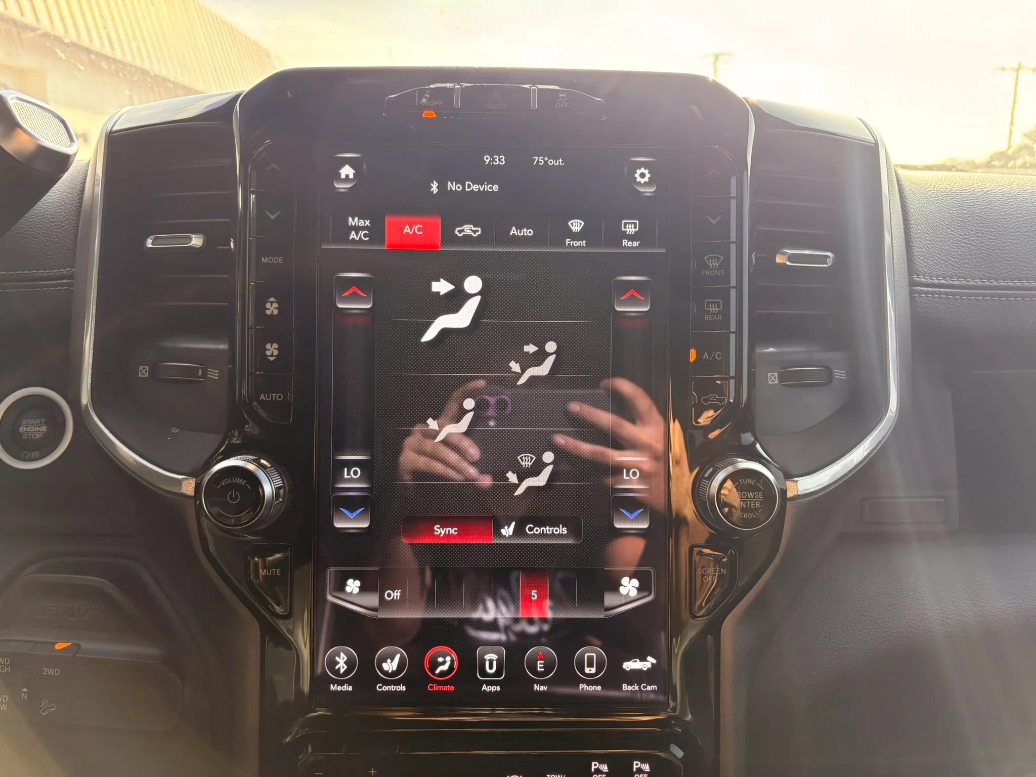 Used 2021 RAM 2500 Laramie AWD/4WD image 20