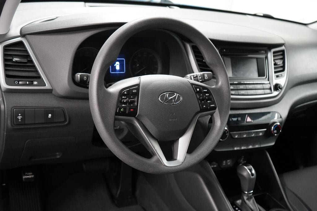 Used 2017 Hyundai Tucson SE w/ SE Popular Package 02 FWD image 12