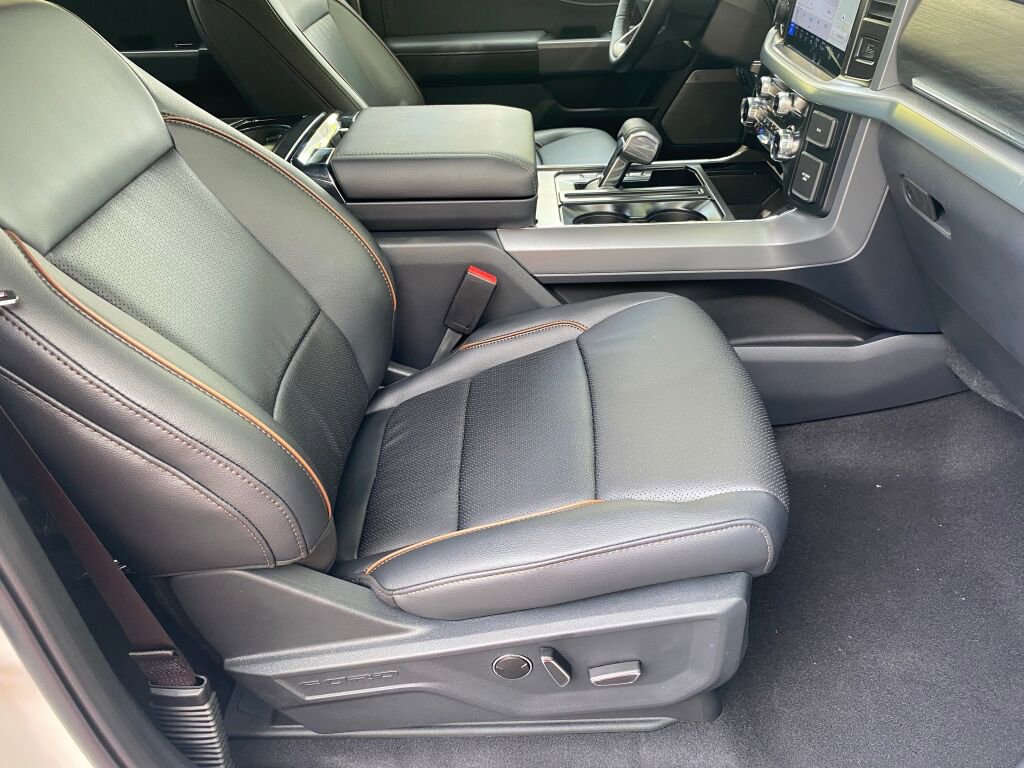 New 2025 Ford F150 Lariat w/ Equipment Group 502A High image 21