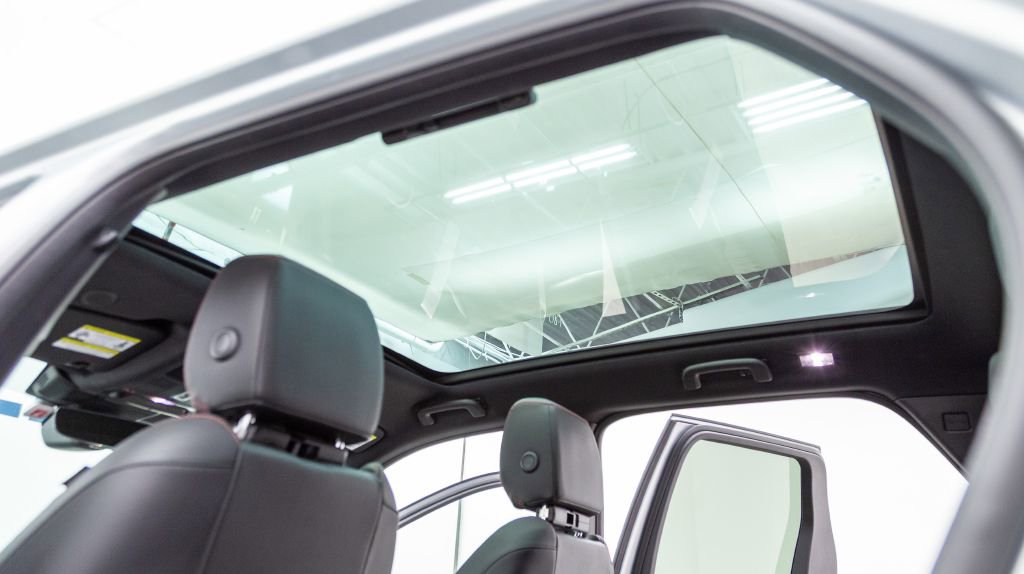 Used 2023 Land Rover Discovery Sport S R-Dynamic image 37