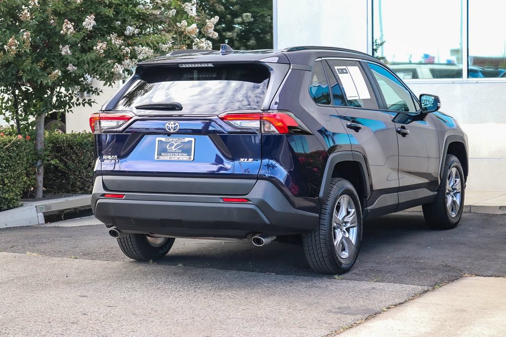 Used 2024 Toyota RAV4 XLE FWD image 6