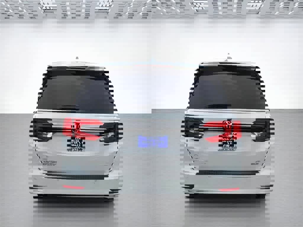 Used 2023 Honda Odyssey Elite image 5