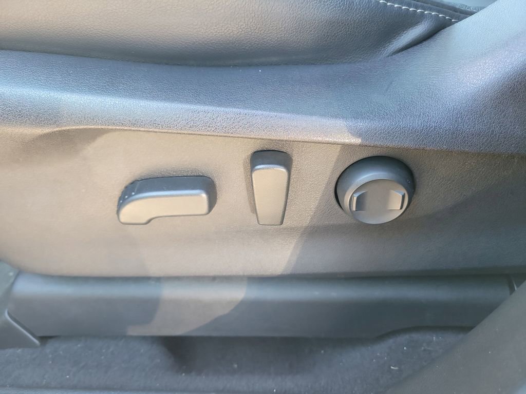 Used 2022 Subaru Ascent Touring w/ Popular Package #2A image 22