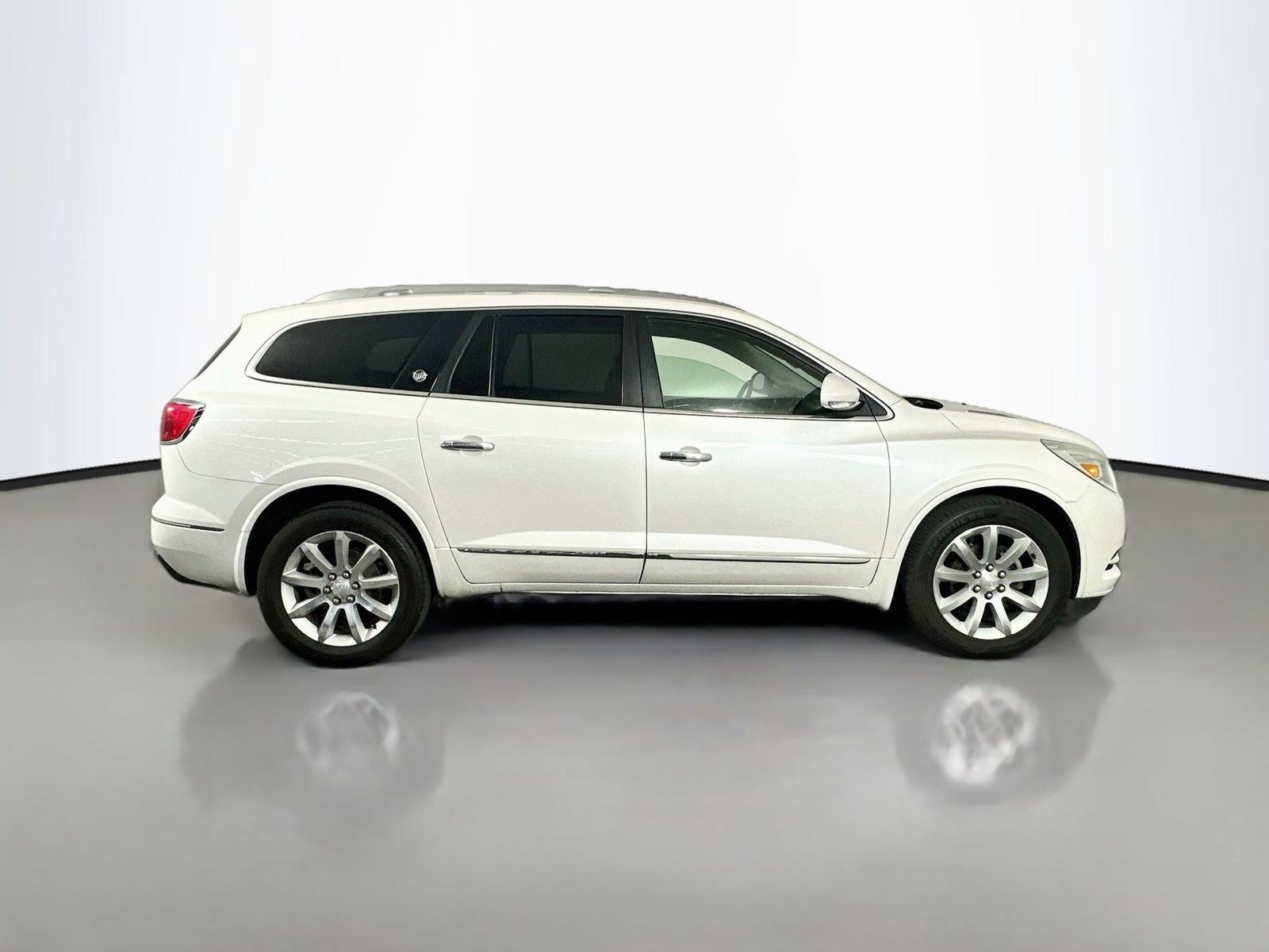 Used 2017 Buick Enclave Premium w/ Experience Buick Package AWD/4WD image 9