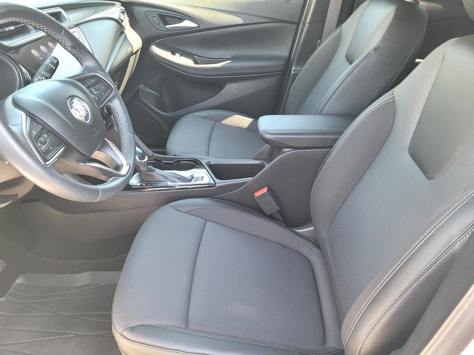Used 2022 Buick Encore GX Preferred w/ Sport Touring Package FWD image 19