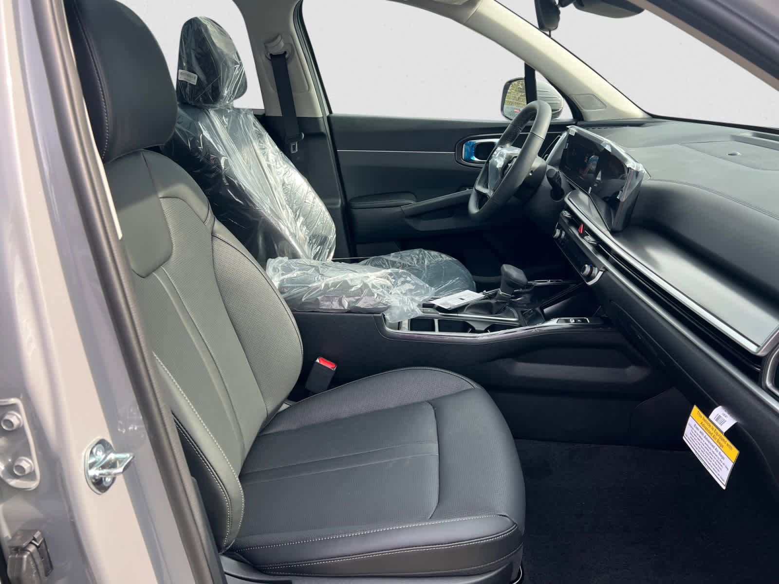 New 2026 Kia Sorento S FWD image 16