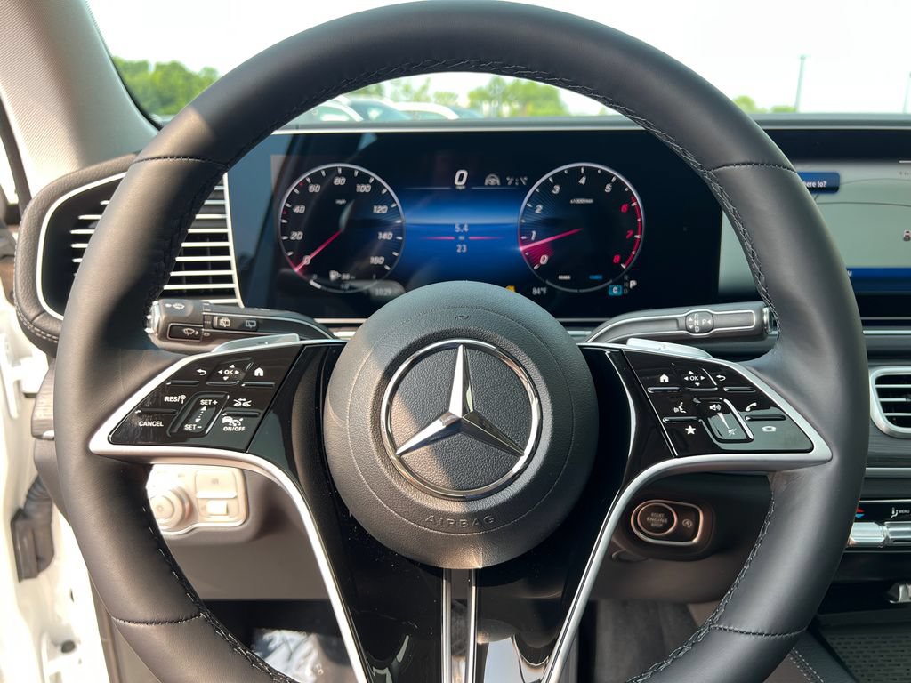 New 2026 Mercedes-Benz GLS 450 4MATIC image 18