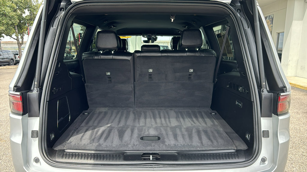 Used 2024 Jeep Wagoneer L Series II w/ Flexible Seating Group RWD image 20