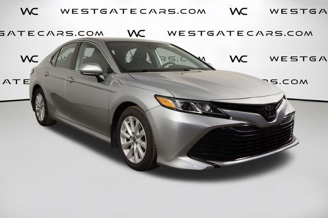 Used 2020 Toyota Camry LE image 38