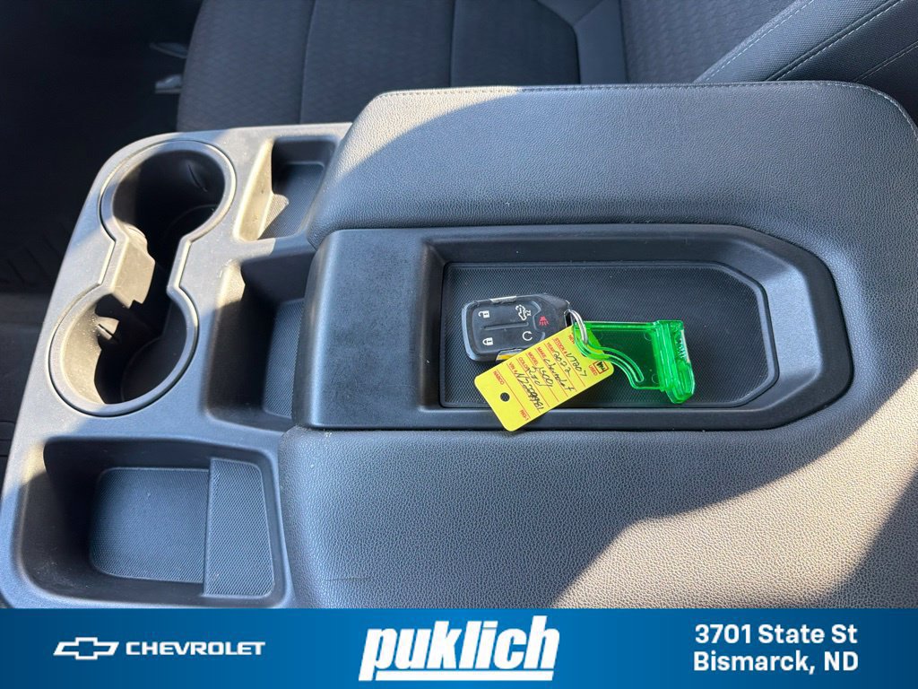 Used 2022 Chevrolet Silverado 1500 LT AWD/4WD image 16