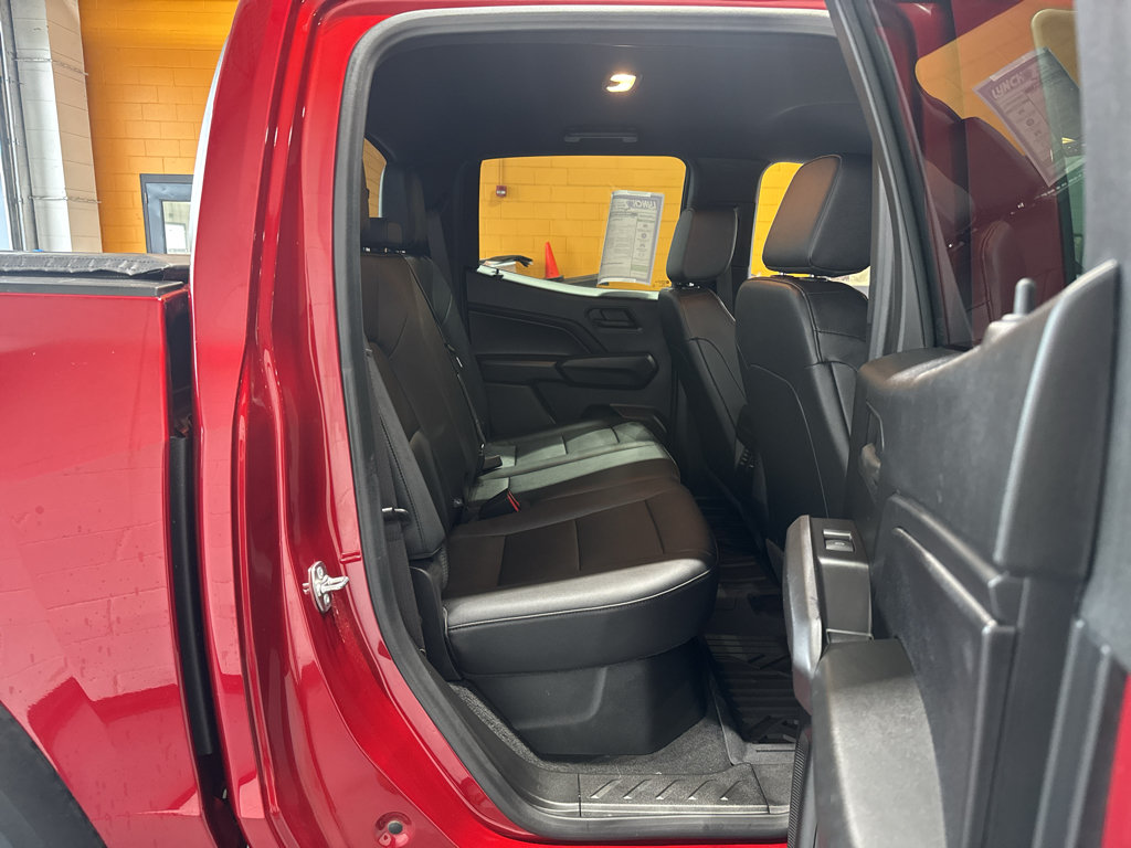 Used 2024 Chevrolet Colorado Trail Boss w/ LPO, Dark Essentials Package AWD/4WD image 18