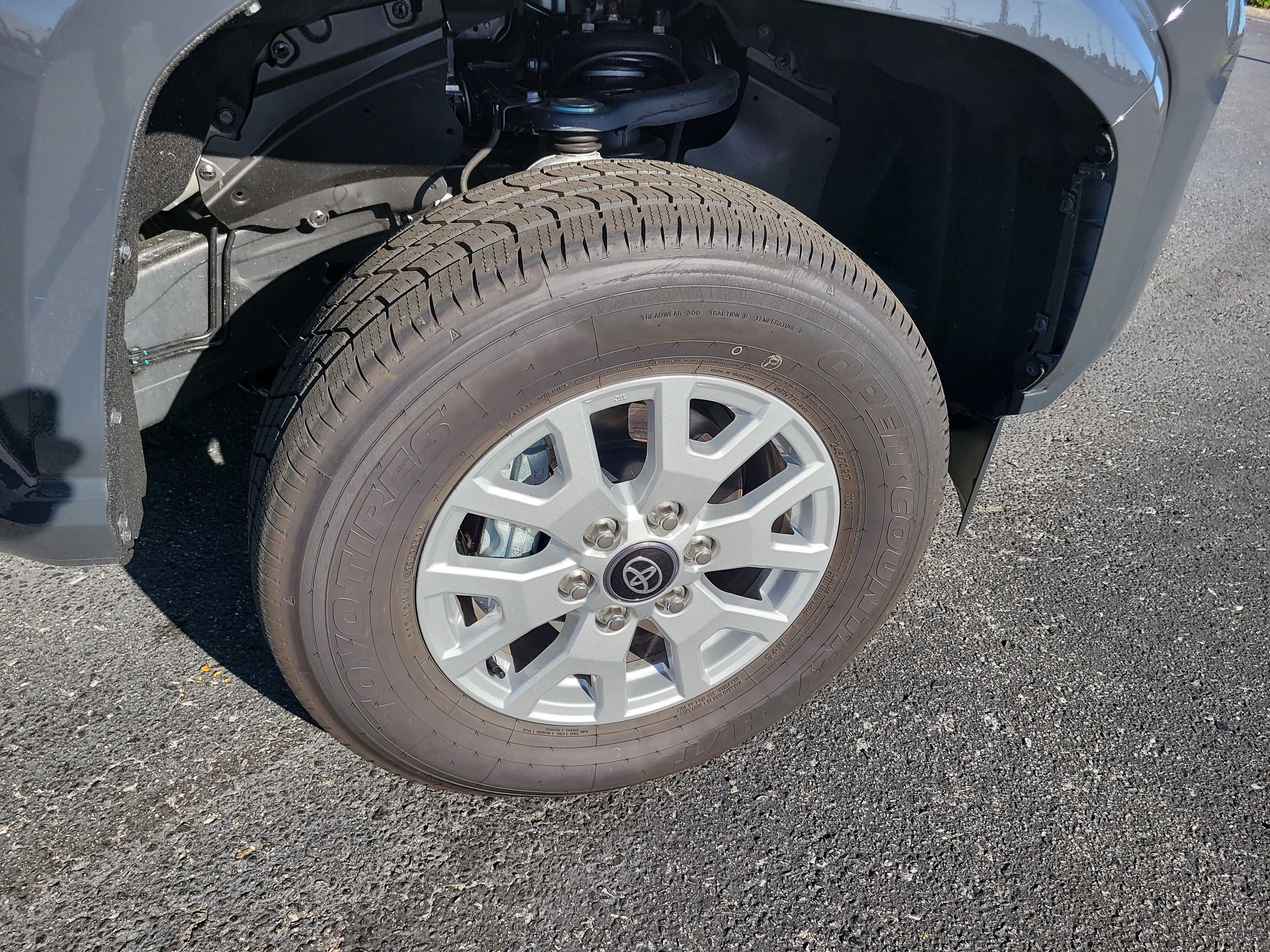 Certified 2025 Toyota Tacoma SR5 image 10