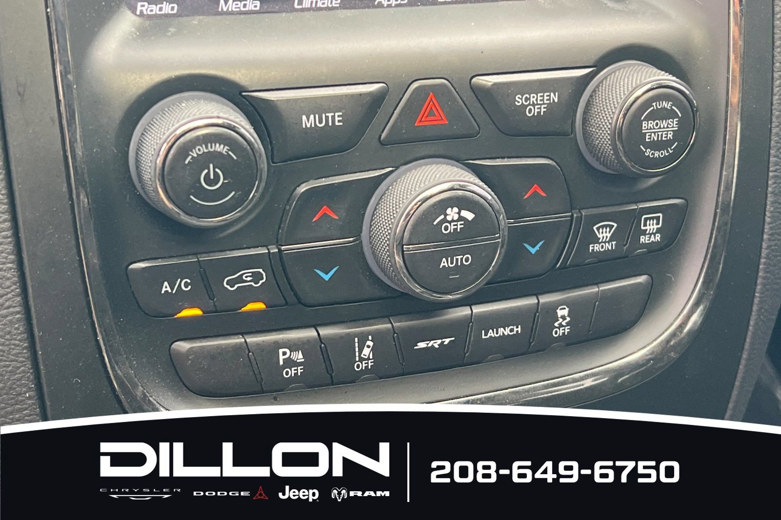 Used 2018 Dodge Durango SRT w/ Technology Group AWD/4WD image 25