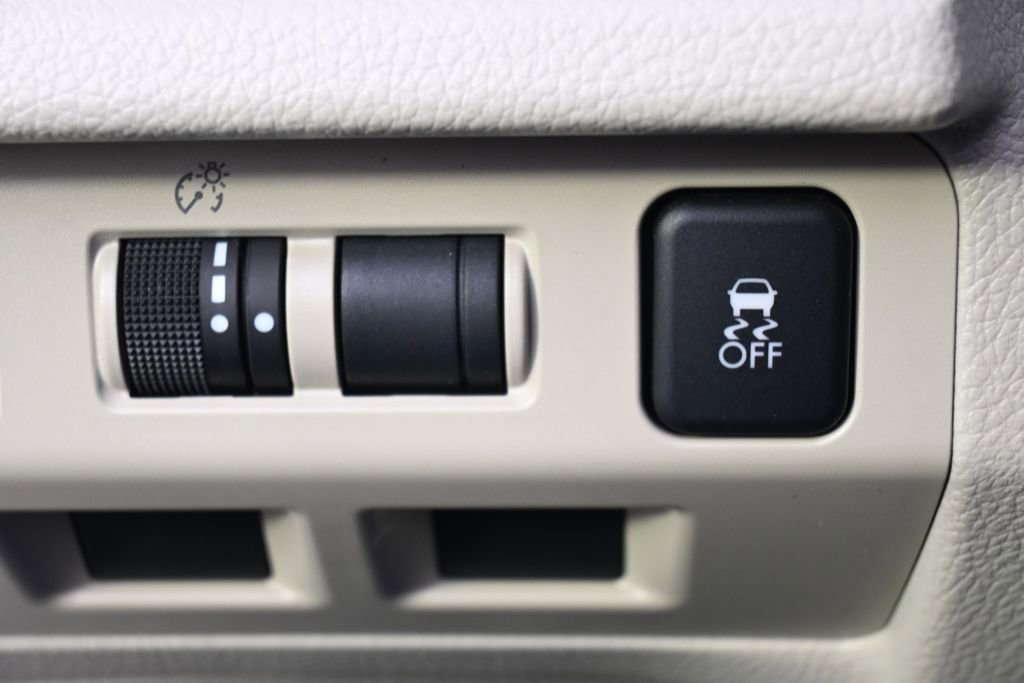 Used 2015 Subaru Impreza 2.0i Sport Limited AWD/4WD image 21