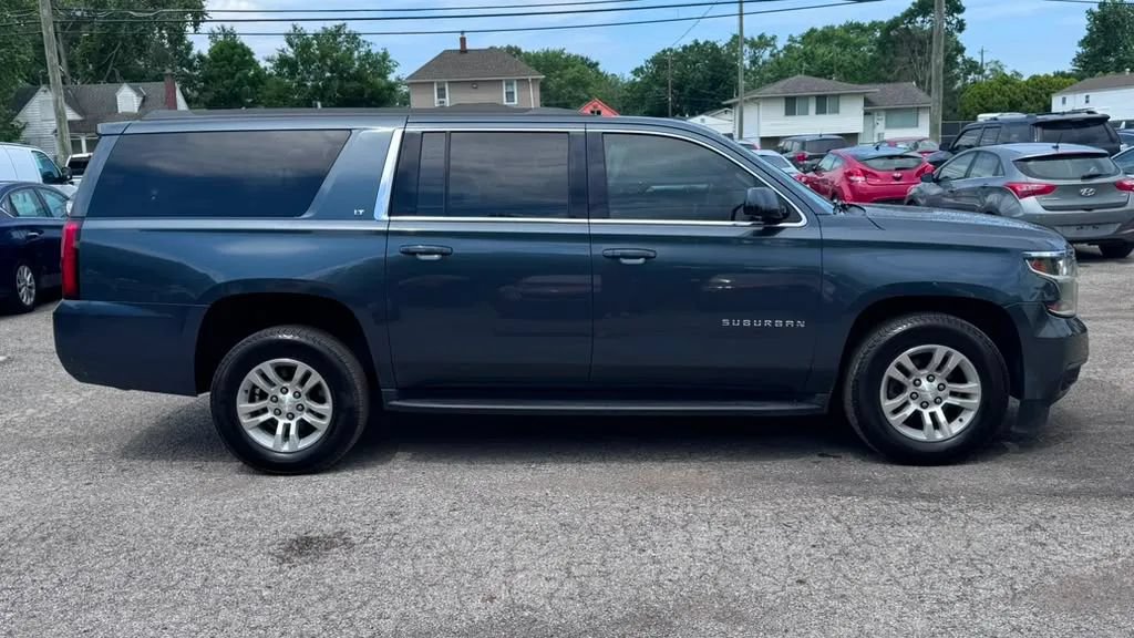 Used 2019 Chevrolet Suburban LT AWD/4WD image 6