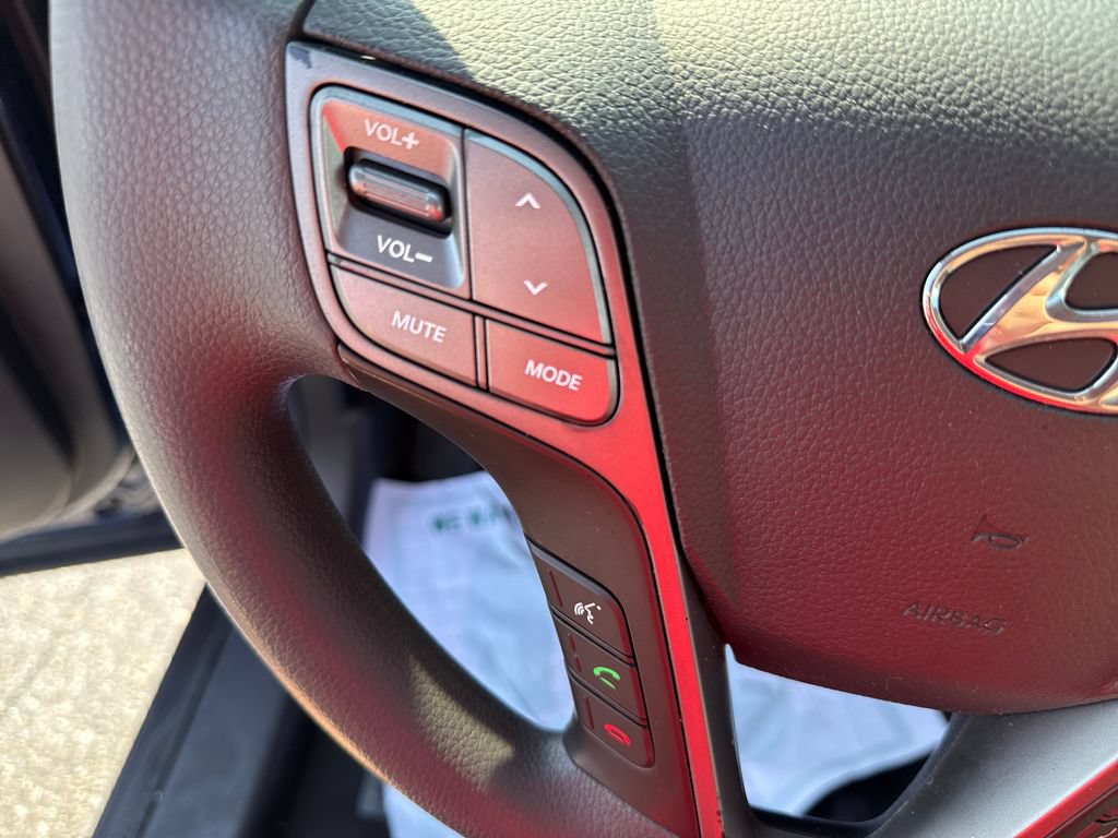 Used 2017 Hyundai Santa Fe Sport FWD image 18