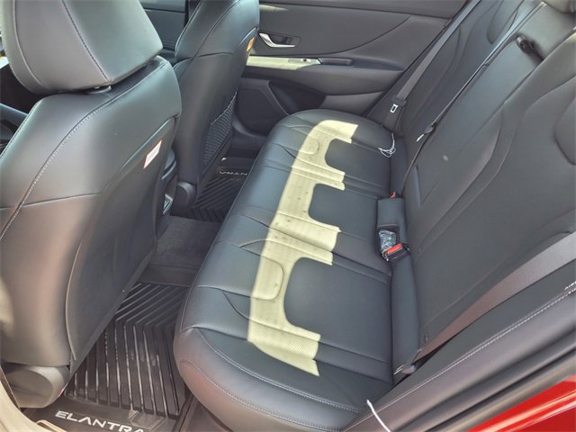 New 2025 Hyundai Elantra Limited image 10