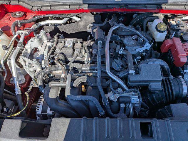 Used 2025 Nissan Kicks SR AWD/4WD image 27