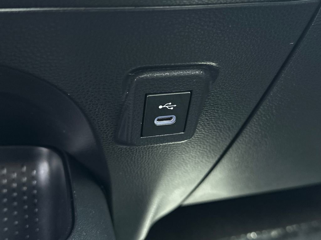 Used 2023 Toyota Corolla LE image 23