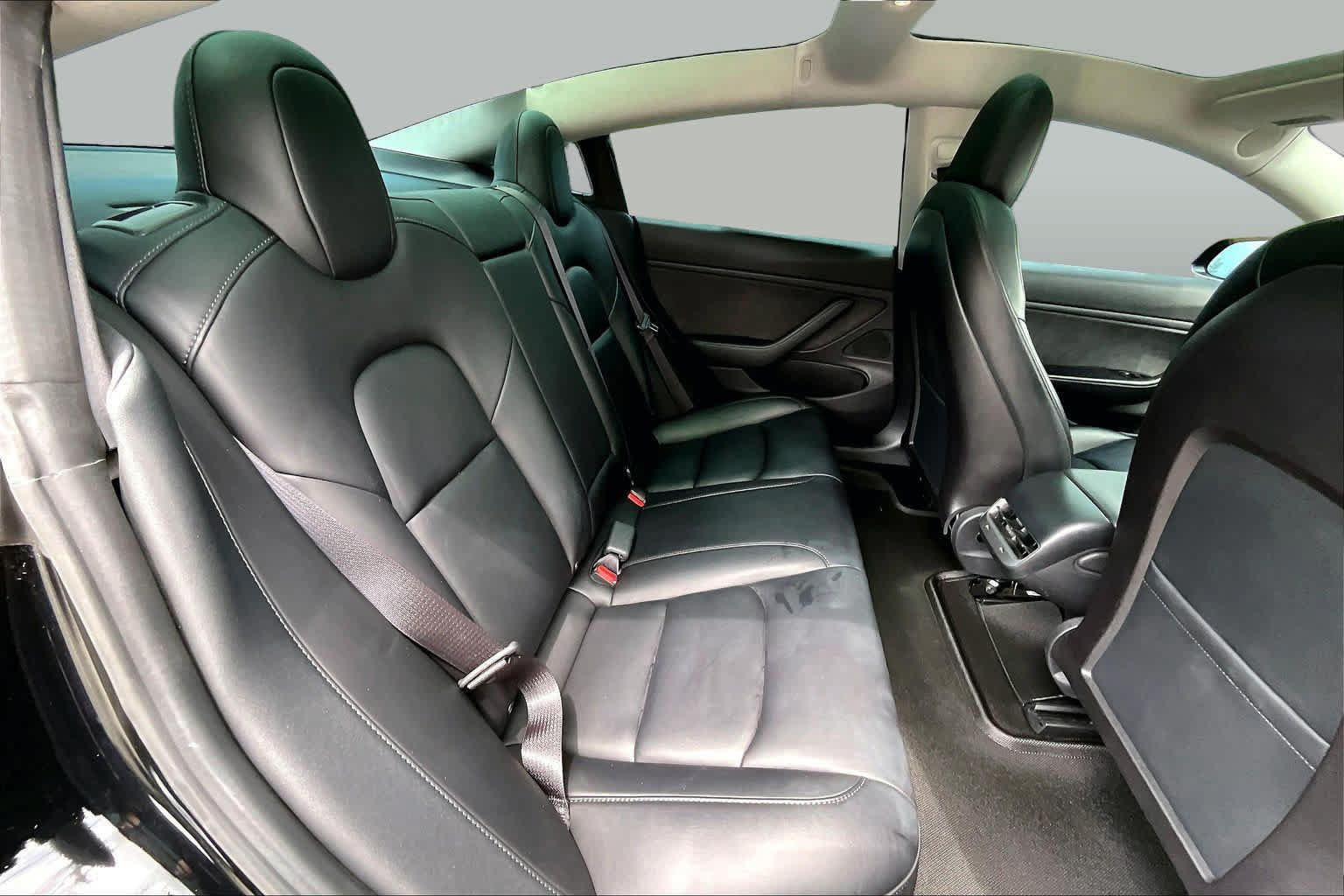 Used 2019 Tesla Model 3 Long Range RWD image 18