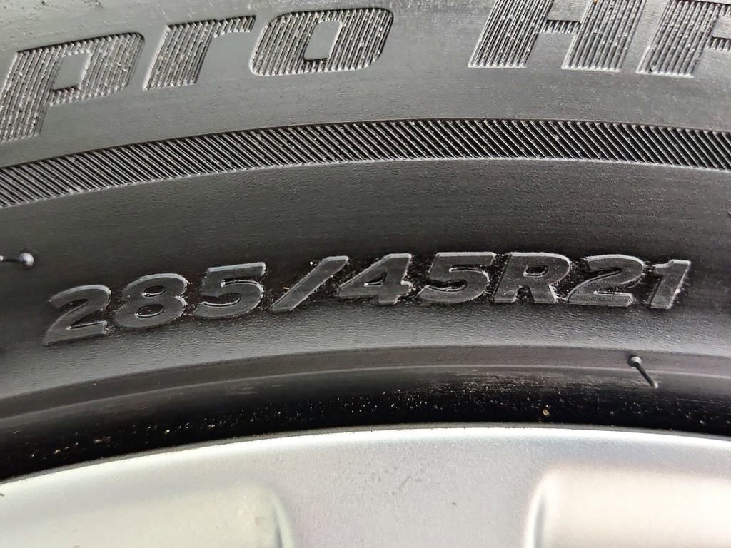 Used 2019 Audi Q8 Premium Plus w/ Premium Plus AWD/4WD image 43