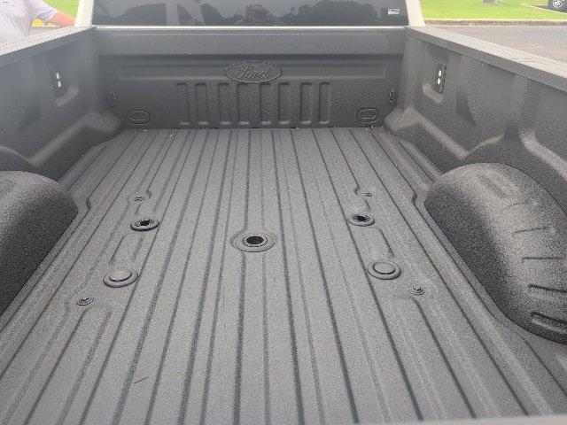 Used 2024 Ford F350 Platinum image 24