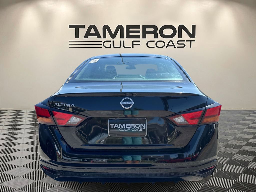 Used 2023 Nissan Altima 2.5 S FWD image 6