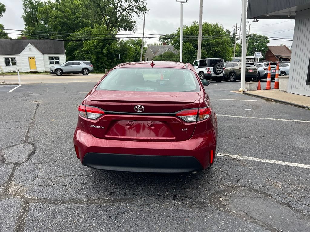 Used 2025 Toyota Corolla LE FWD image 7