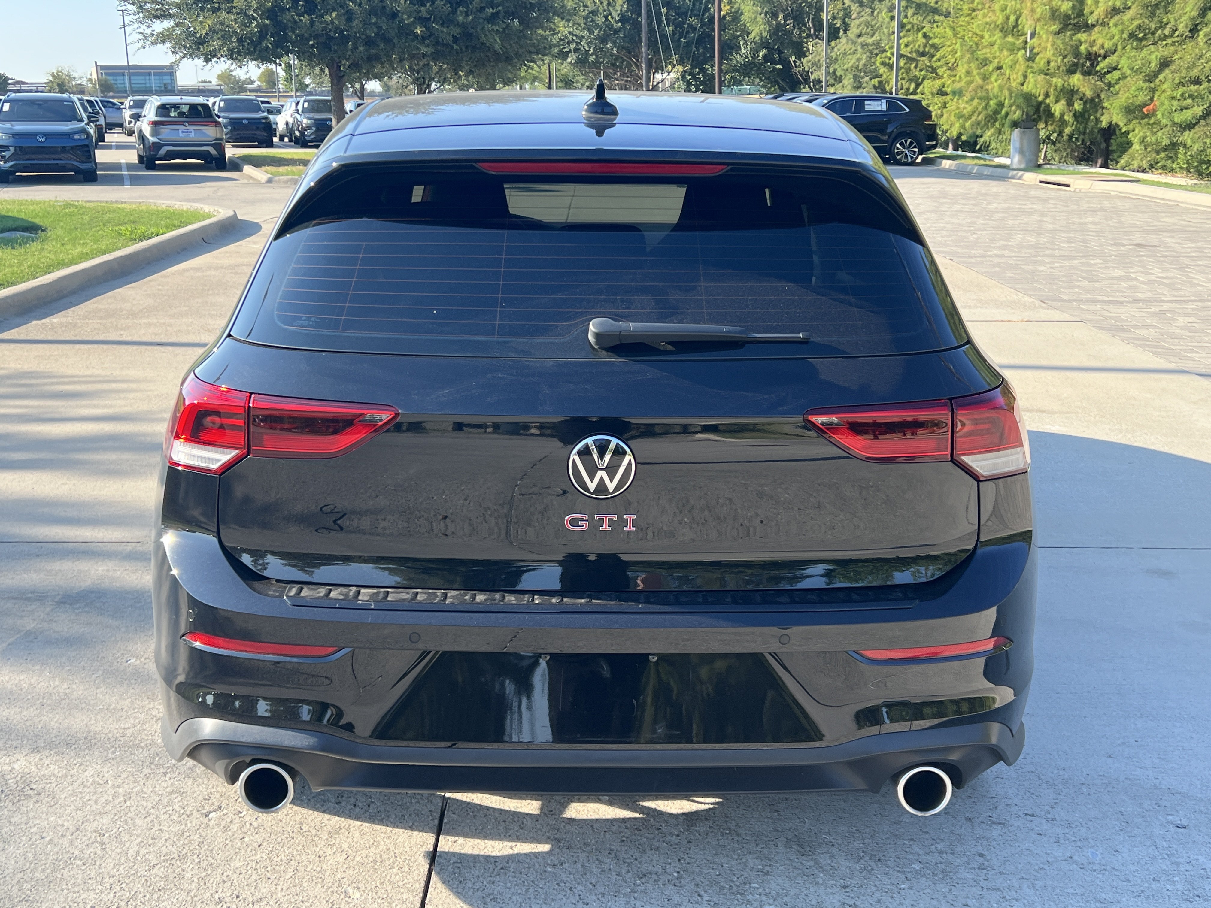 Certified 2024 Volkswagen GTI SE w/ SE Leather Seats Package FWD image 8