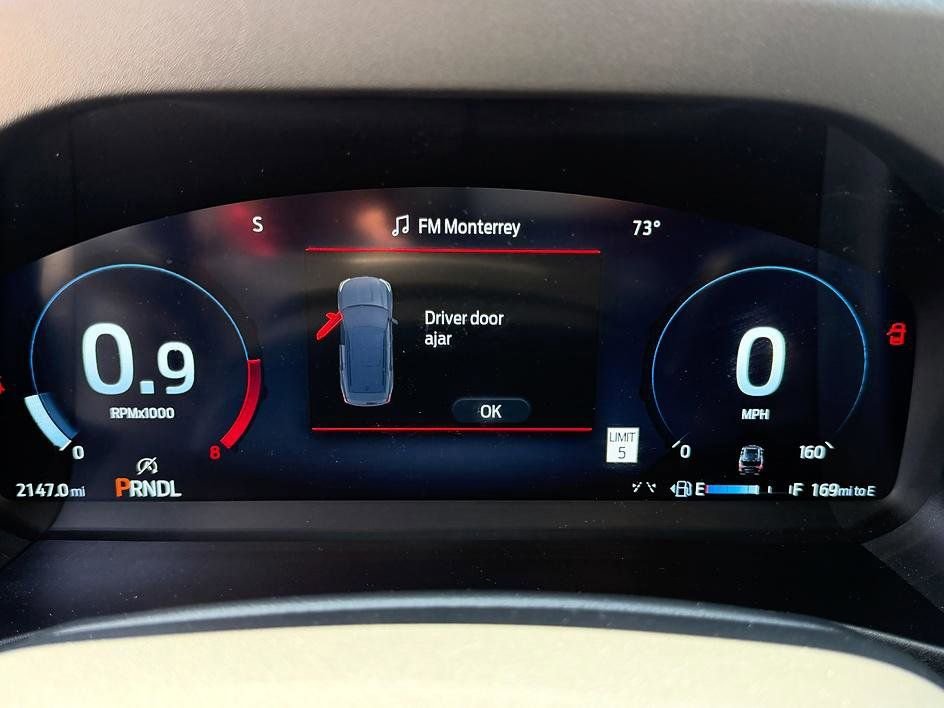 Used 2025 Ford Explorer Active w/ Active Comfort Package image 28