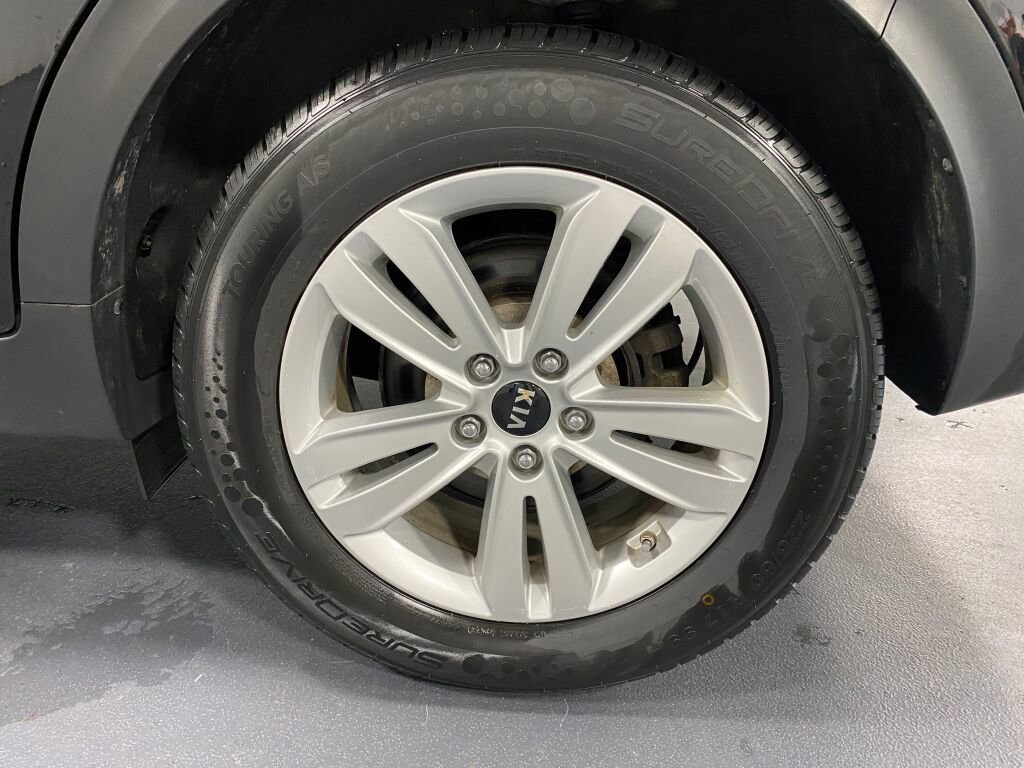 Used 2018 Kia Sportage LX image 11