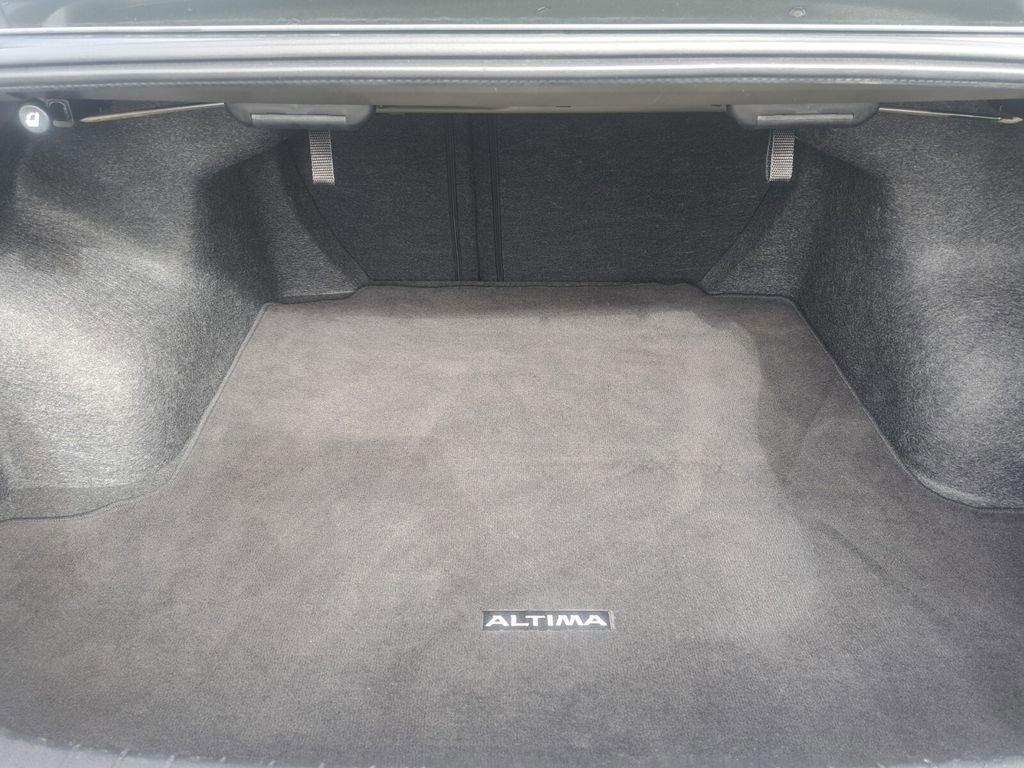 Used 2025 Nissan Altima 2.5 SV image 27