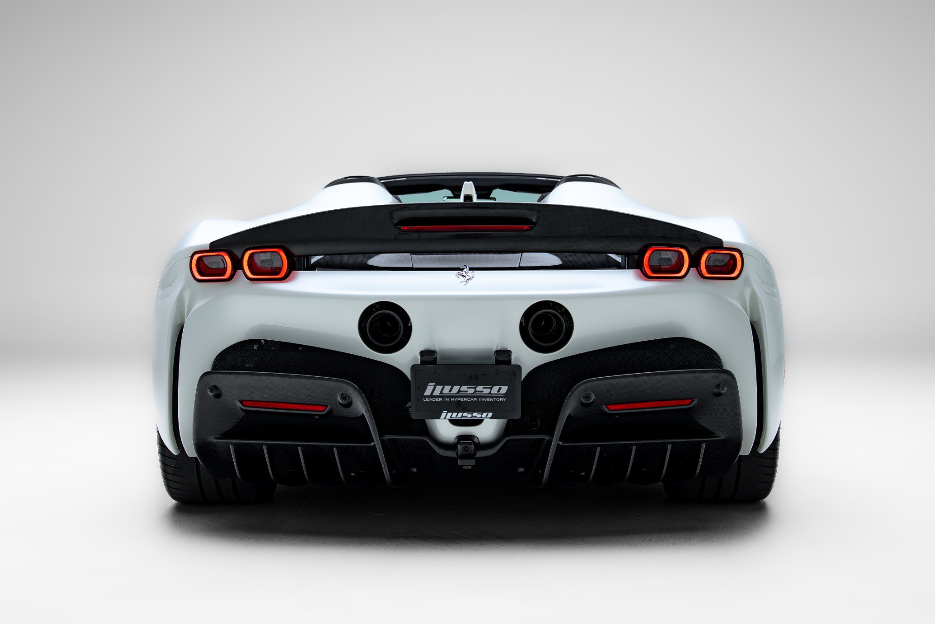 Used 2024 Ferrari SF90 Spider AWD/4WD image 5