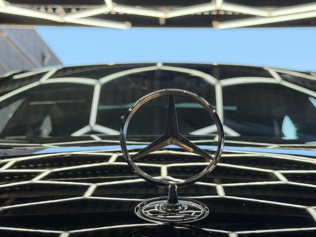 Used 2015 Mercedes-Benz S 63 AMG 4MATIC Sedan image 31