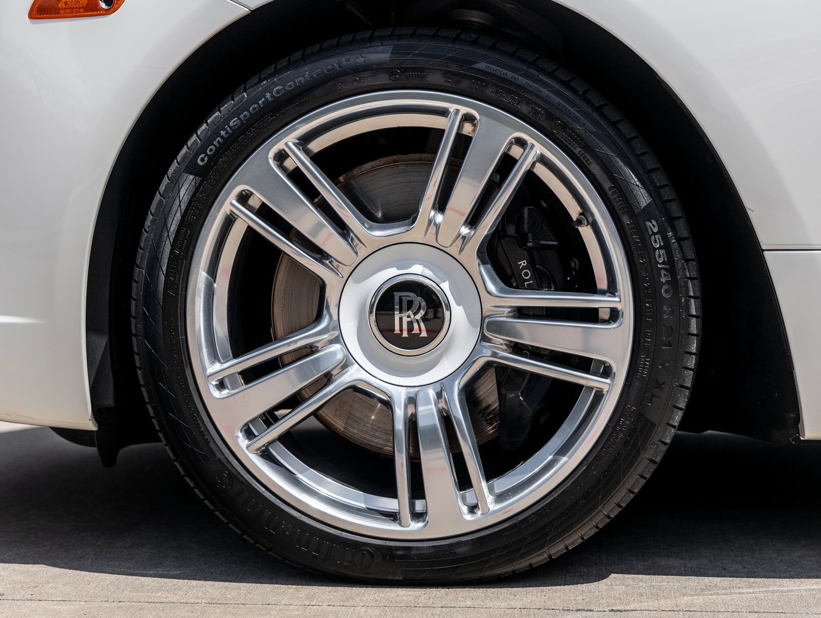 Used 2018 Rolls-Royce Wraith RWD image 14