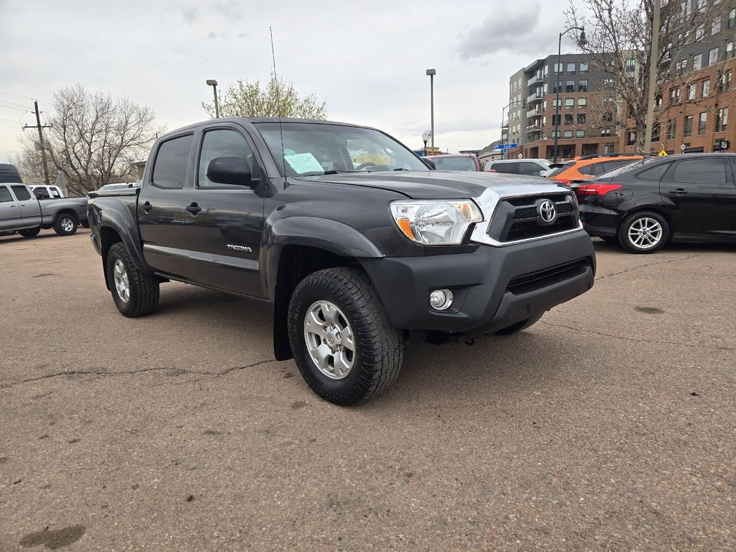 Used 2012 Toyota Tacoma 4x4 Double Cab w/ SR5 Pkg image 1
