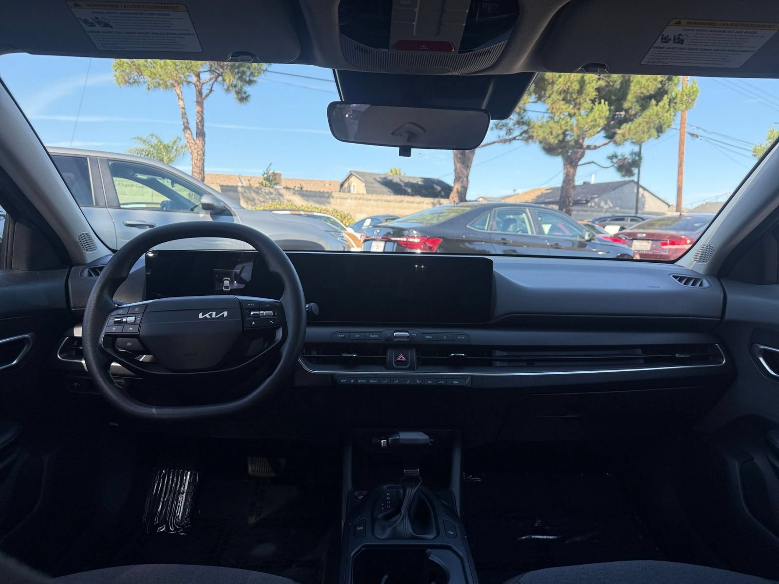 Used 2025 Kia K4 FWD image 31